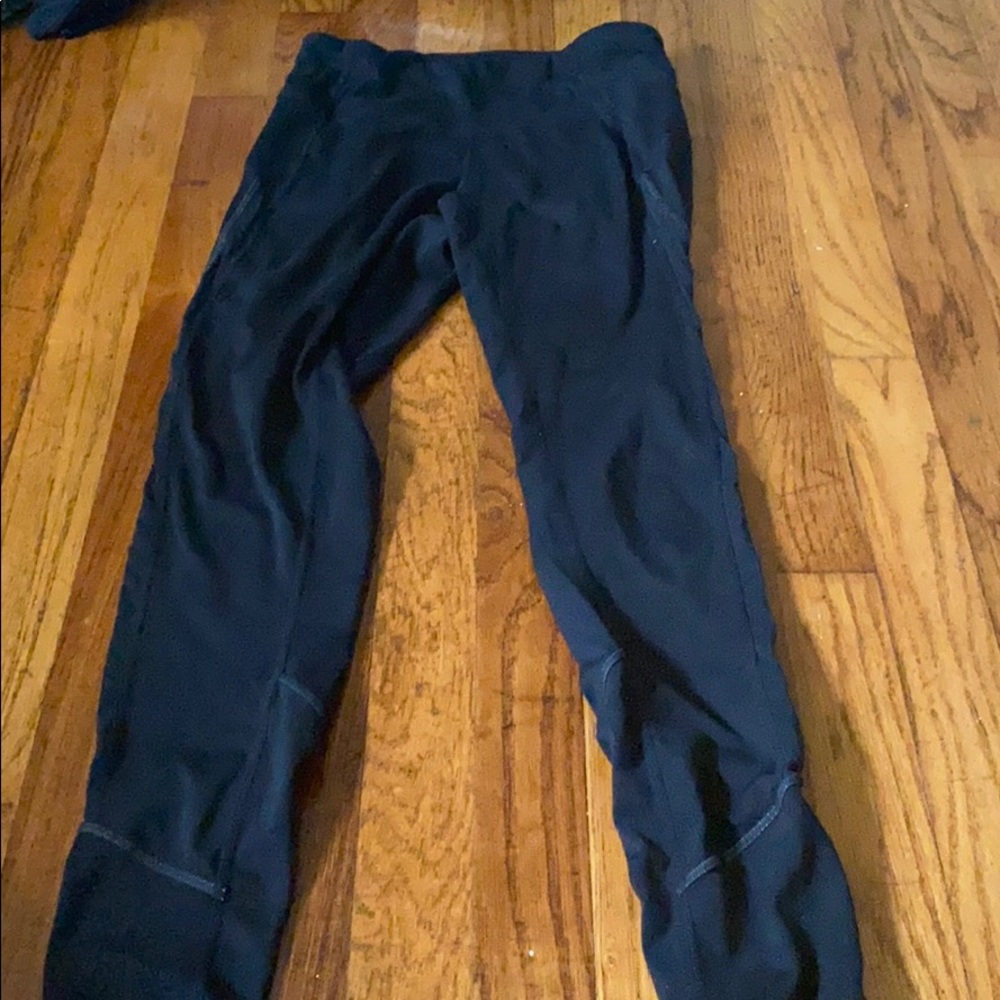 Black leggings